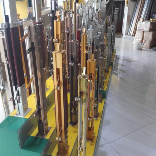 不锈钢装饰工程中不锈钢立柱的选材及产品参数